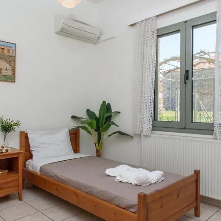 Casa Di Giorgio - Beachfront Holiday home *