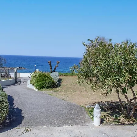 Casa Di Giorgio - Beachfront Holiday home *